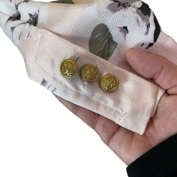 Guc Streetwear Society lightweight blazer, flowered, baby pink, size small. - Picture 3 of 11